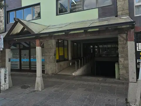 Venta edificio en calle principal de Bariloche