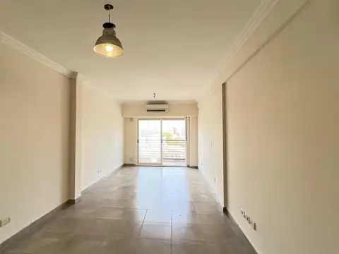 Departamento 1 ambiente al frente con balcón en Floresta APTO CREDITO 