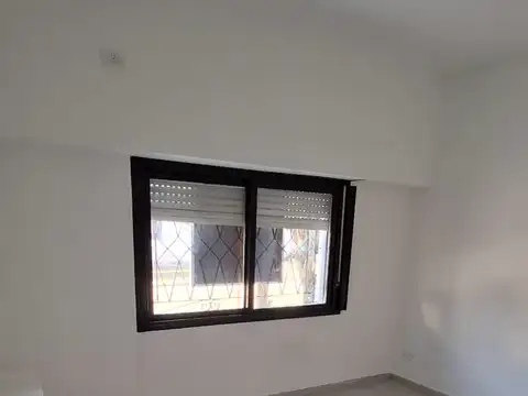 Departamento en Alquiler en Villa Insuperable, $ 350.000