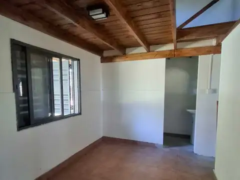 Casa en Alquiler en City Bell [Cod: 2852-97]