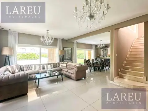 Casa en Venta de 7 dormitorios