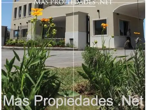 Venta Lote a la laguna en Santo Domingo Canning