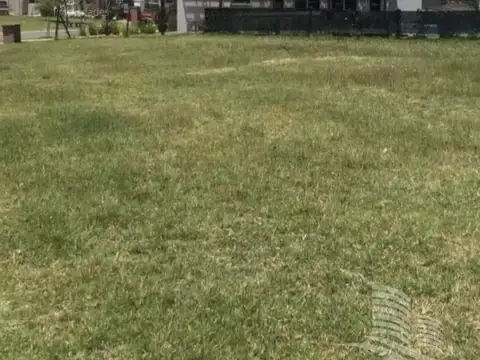 Lote a la laguna San Sebastian