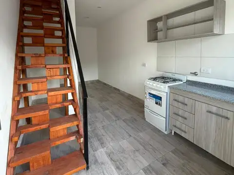 Depto Tipo Casa 3 ambientes con 1 baño