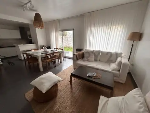 Casa en Venta en Manuel B Gonnet, USD 149.000