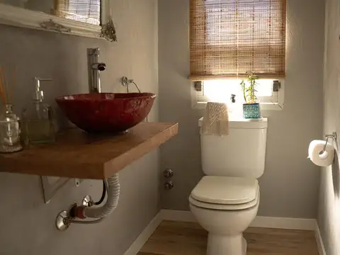 Casa 5 ambientes con 3 baños