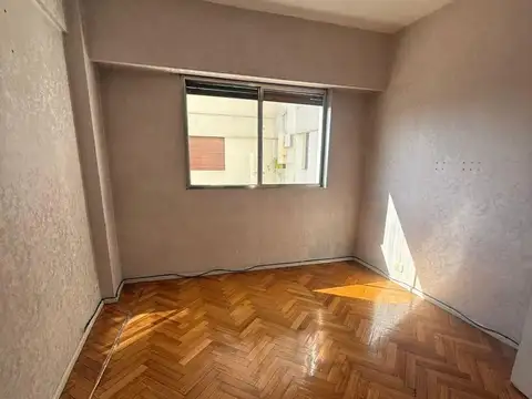 Departamento en Alquiler en Parque Rivadavia, $ 700.000