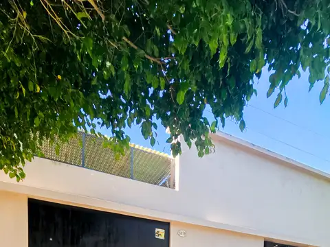 Calle 64 1400, Piso PB