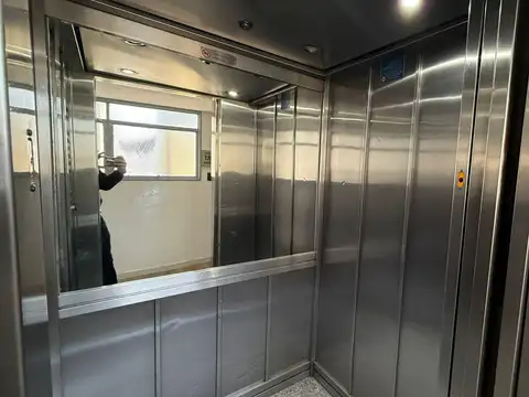 Oficina Monoambiente con 2 baños