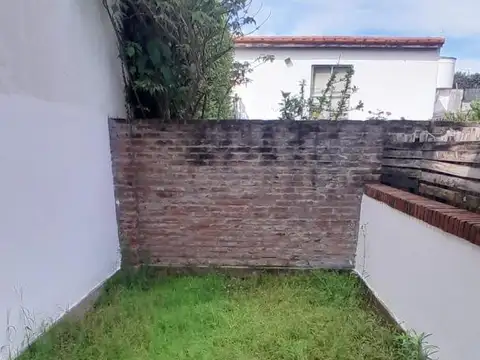 Hipólito Yrigoyen 300