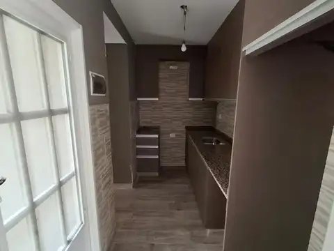 Depto Tipo Casa 4 ambientes con 2 baños