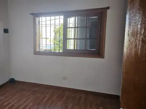 Depto Tipo Casa en Venta en Avellaneda, USD 109.500