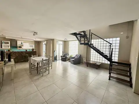 Casa en Venta en Castelar Sur, USD 179.900