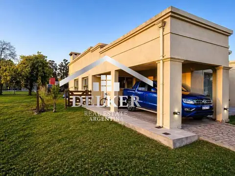 Casa en Venta con 1 cochera