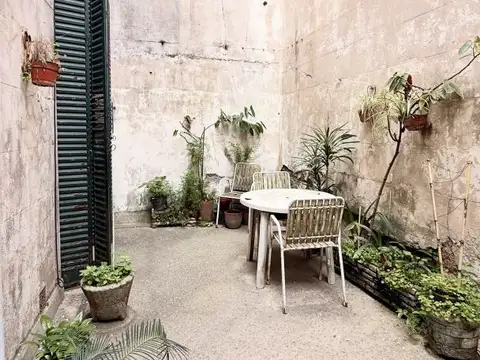 Depto Tipo Casa en Venta de 4 ambientes