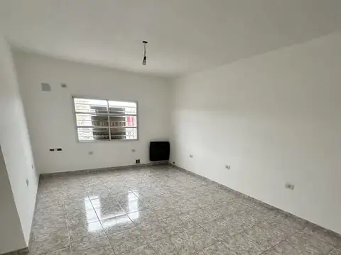 DEPTO 2 DORMITORIOS - 520 y 169