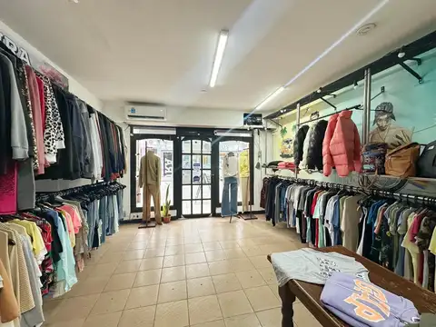Local en Valentin Alsina