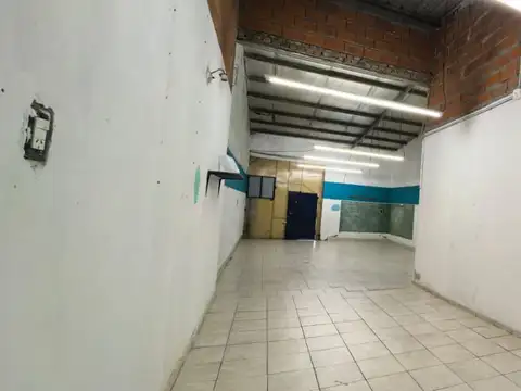 Local en Alquiler 25 años