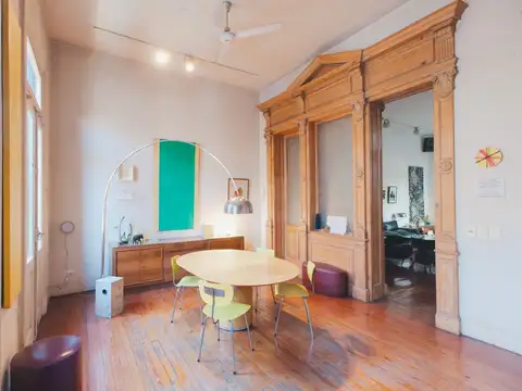 Depto Tipo Casa en Venta de 6 ambientes