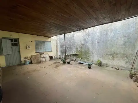 CASA EN VENTA EN MECHITA A REFACCIONAR