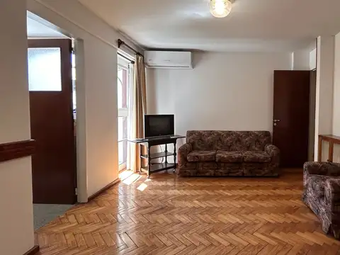 Semipiso venta Barrio Martin. Tres dormitorios. Amplisimo.