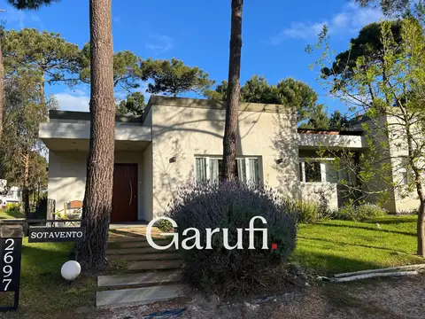 Casa en Venta en Pinamar barrio Alamos 2 con permuta