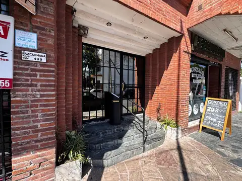 Grl M De Azcuenaga 400, Piso 1