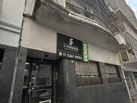 Venta Departamento 5 Ambientes con Dependencia, Balcón Corrido y Terraza Propia con Parrilla – Villa Crespo