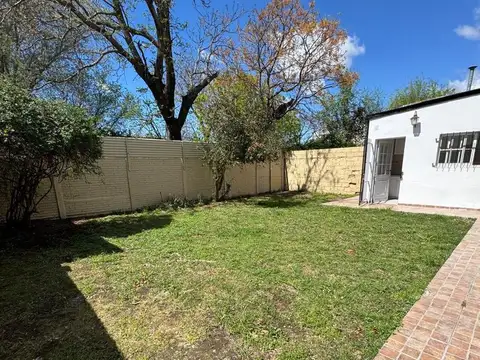 Casa en Alquiler al Oeste