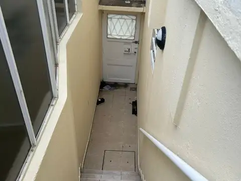 Depto Tipo Casa en Venta en Villa Riachuelo, USD 108.000