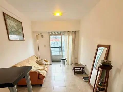Departamento en Alquiler en Haedo, $ 580.000