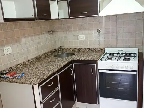 Departamento en Alquiler en Haedo, $ 550.000