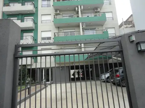 Carlos Tejedor 1400