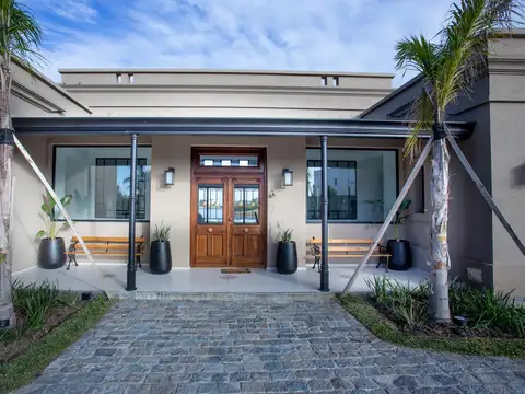 Casa en Alquiler en San Matias, USD 10.000