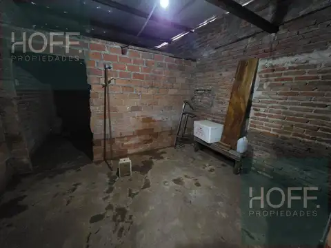 Terreno a la venta con mejora terminada,  con muro perimetral