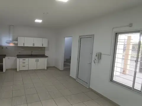 Departamento en Alquiler en Presidencia Roque Saenz Peña, $ 600.000
