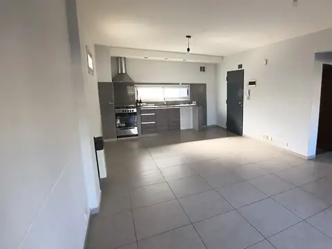 Departamento en Alquiler en Floresta, $ 780.000