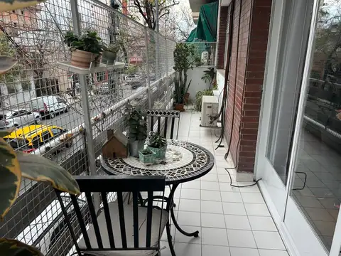 Depto Tipo Casa en Venta en Flores, USD 269.000