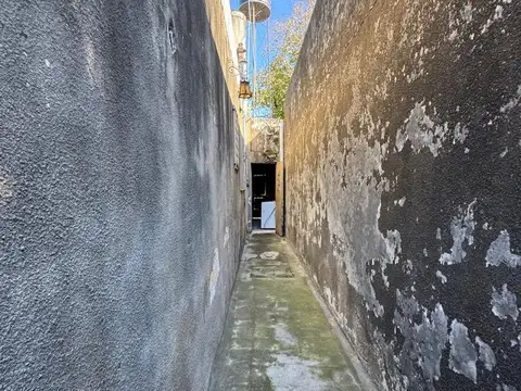 Casa 4 ambientes con 1 baño