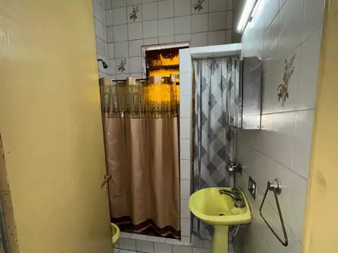 CASA EN VENTA EN ZONA SUR A REFACCIONAR