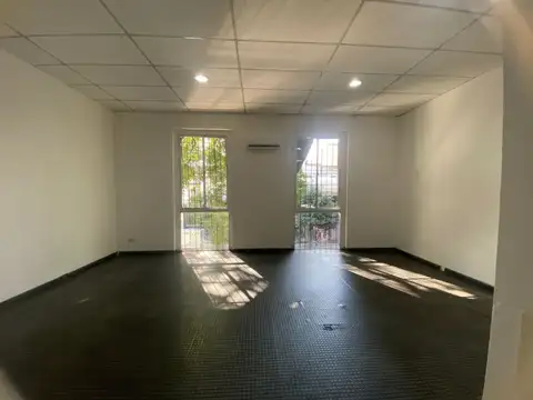 Oficina en Alquiler Temporal en Monserrat, $ 800.000