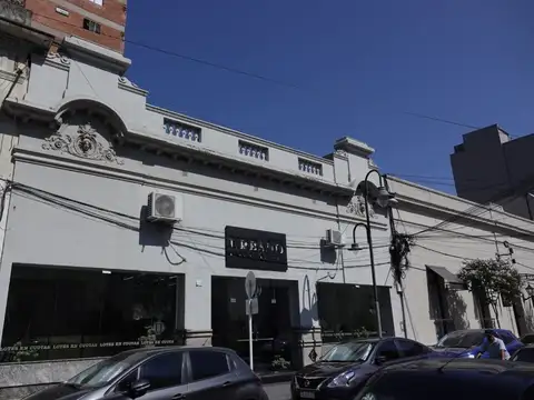 OFICINAS - PLANTA DIVIDIDA - CORRIENTES