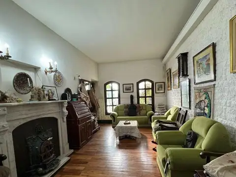 Casa en Venta en Rafael Calzada, USD 200.000