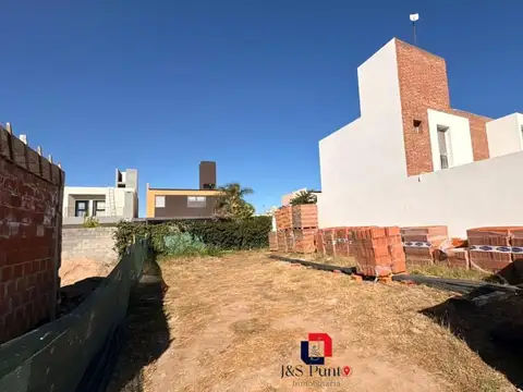 Terreno en Venta en Docta Boulevard, USD 58.000