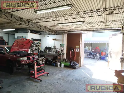 Venta de Deposito / Taller en Don Torcuato a mts de Av Boulogne Sur Mer y Panamericana. Financiacion