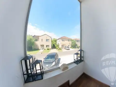 VENTA CASA 4 AMB C/PILETA BARRIO LA CANDELA, PILAR