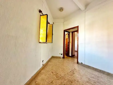 Depto Tipo Casa en Venta 50 años