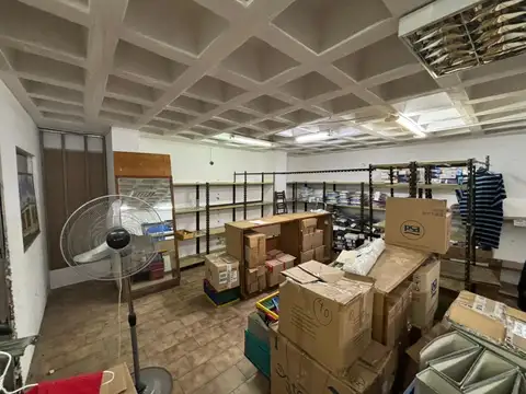 Local en Alquiler en Centro, $ 150.000