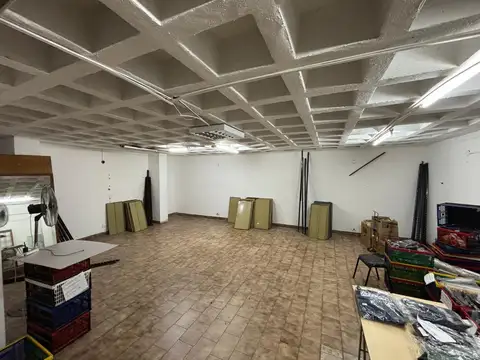 Local en Alquiler en Centro, $ 150.000