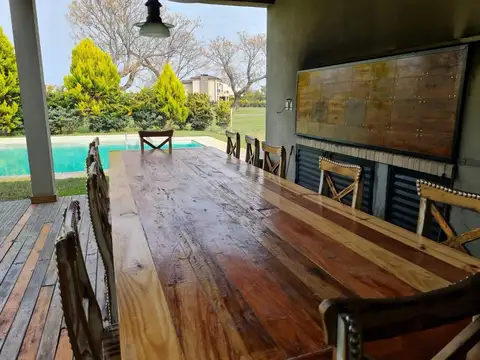 CASA EN ALQUILER HARAS SANTA MARIA